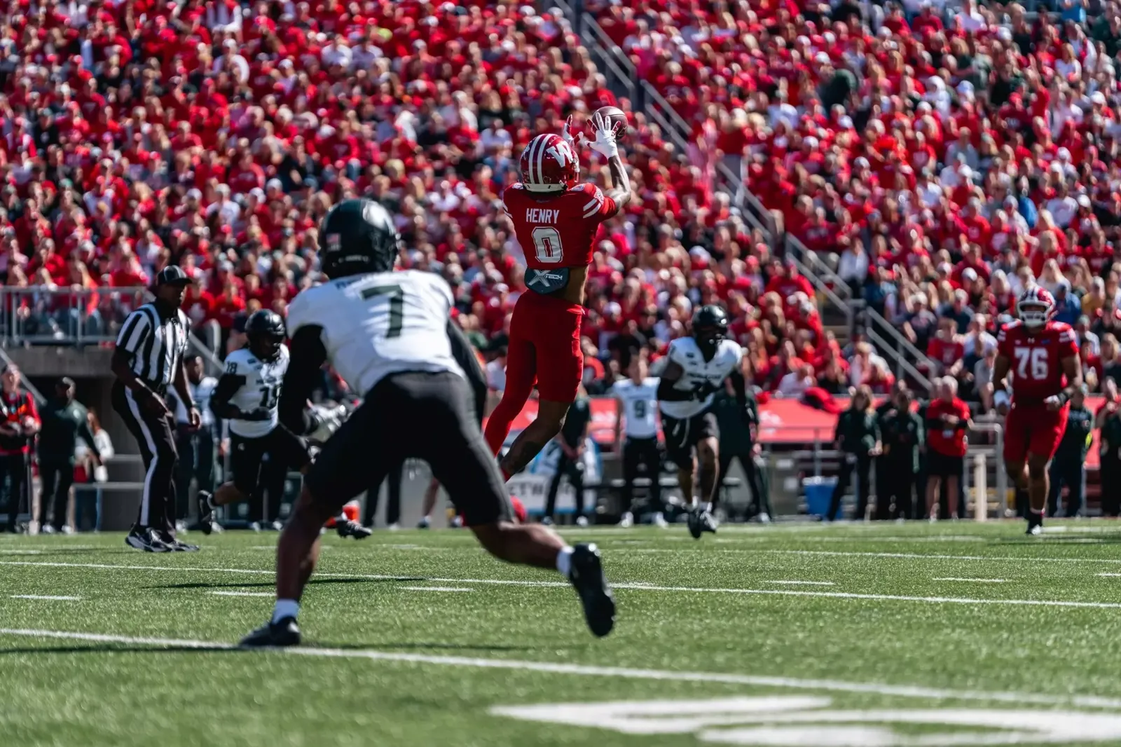 Tyrell Henry Catch