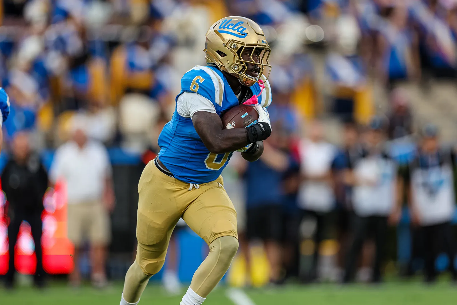 Anthony Woods carries the ball